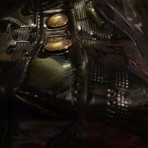 MK Handbag - Picture 9 of 16